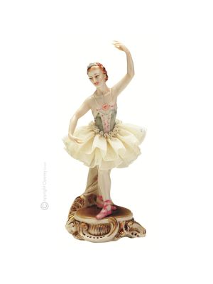 BAILARINA GISELLE Estatuilla de figura de porcelana Capodimonte hecha a mano en Italia