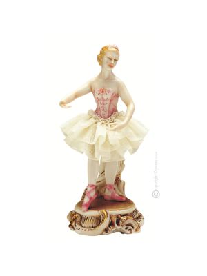 SISSY DANCER Estatua hecha a mano figura de porcelana Capodimonte hecha en Italia