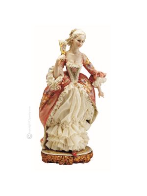 SEÑORA CON ABANICO Figura de porcelana Capodimonte hecha a mano en Italia