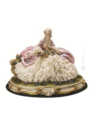 DAMA CON CESTA DE FLORES Figura de estatua de porcelana de Capodimonte hecha a mano en Italia