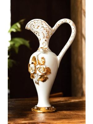 Ánfora en cerámica fina, enriquecida con rosas, cristales de Swarovski y acabados dorados.