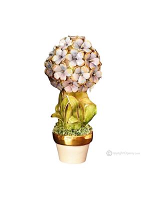 Planta artística de cerámica decorada con hortensias y detalles dorados, realizada totalmente a mano.