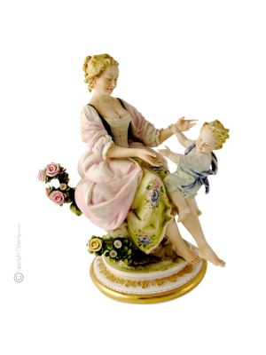 MADRE CON NIÑO Figura de porcelana Capodimonte hecha a mano Made in Italy