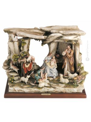 NATIVIDAD Estatua Capodimonte figura de porcelana hecha a mano en Italia