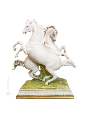 CABALLOS Figura de porcelana Capodimonte, artesanía Made in Italy