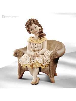 CLARA Capodimonte muñeca de arte, dulzura y romanticismo.