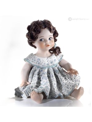 LEONORA - Capodimonte, estatuilla única de porcelana de arte refinado.