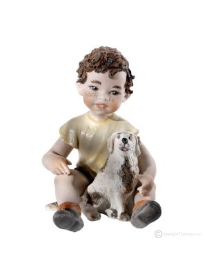 MARCO - Refinamiento y artesanía en esta muñeca Capodimonte.