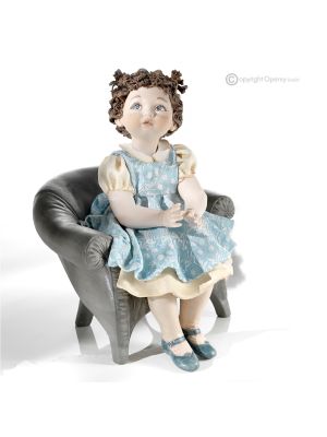 PIERINA - Capodimonte, figura realizada artesanalmente en porcelana exclusiva.