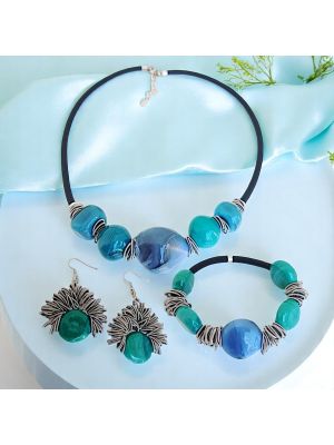 Refinado conjunto de cristal de Murano con auténticas perlas: collar, pulsera y pendientes.