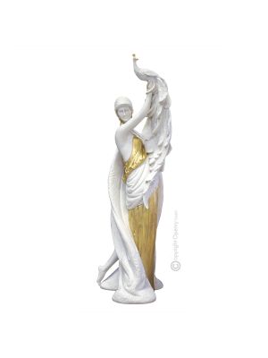 DAMA CON PAVO REAL Estatua Figura Capodimonte Porcelana Hecha a mano Made in Italy
